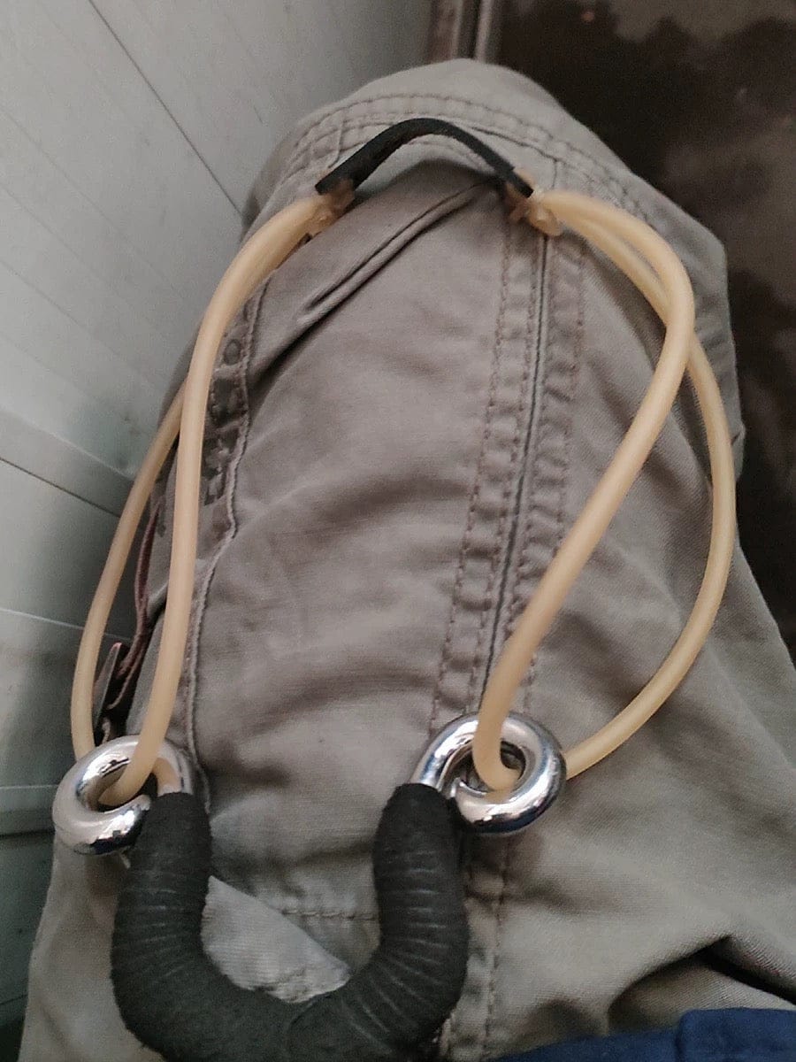 Customer photo review of 10-Pack Round tube slingshot bands