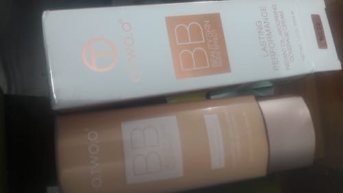 Customer photo review of O.TWO.O BEAUTY SKIN NUDE EFFECT BB CREAM