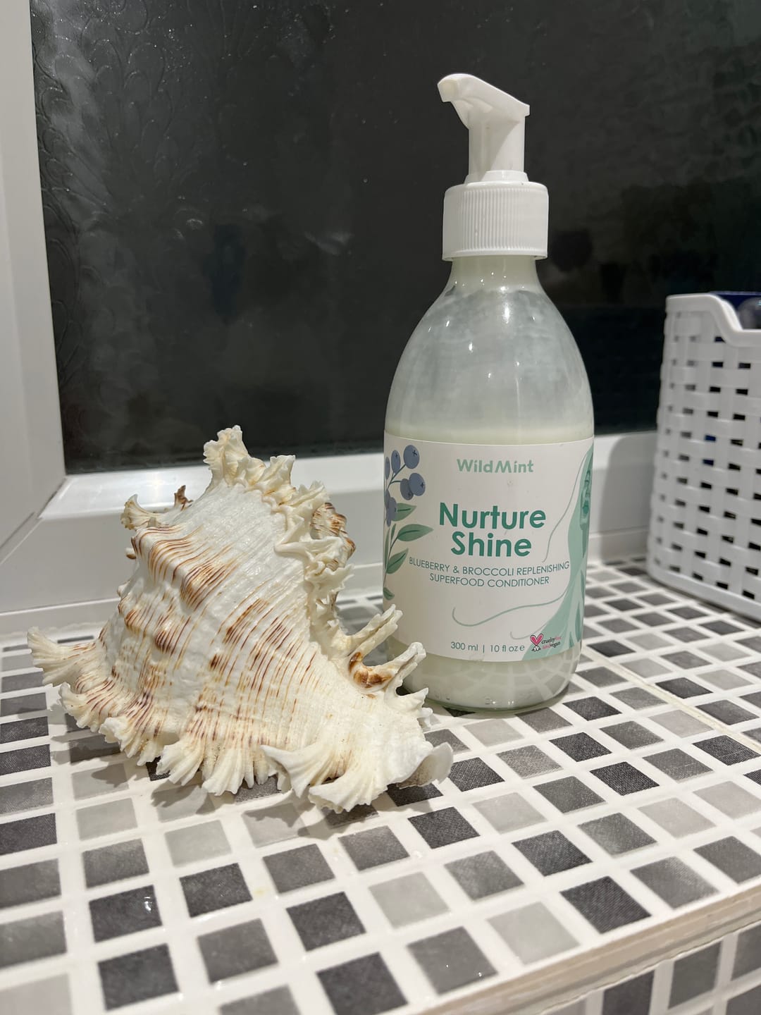 Customer photo review of Nurture Shine Conditioner