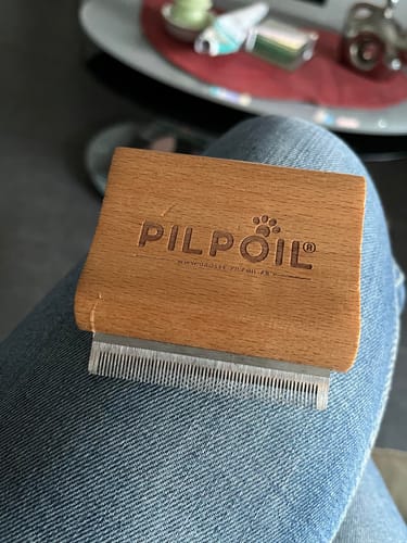 Customer photo review of BROSSE PILPOIL® : LA SOLUTION ULTIME CONTRE LES POILS D'ANIMAUX