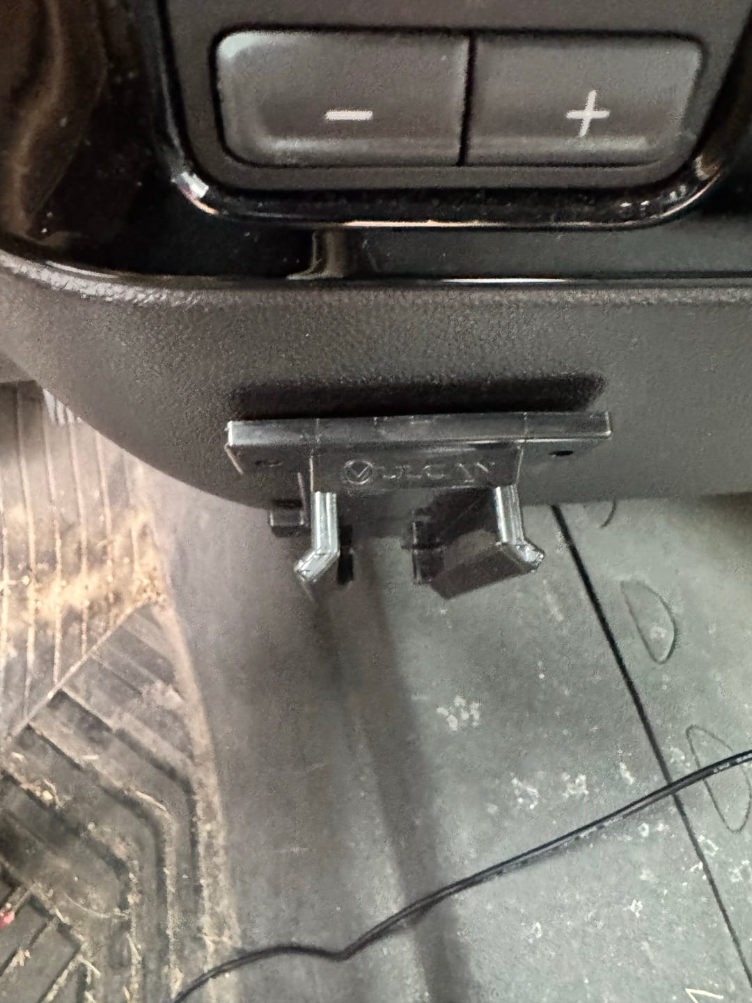 Customer photo review of QuickDraw Mounting Adhesive (Adhesive Only)