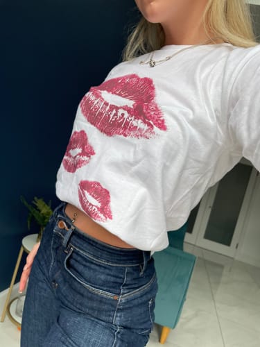 Customer photo review of 'XOXO' premium baby tee