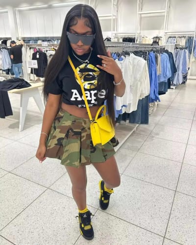 Customer photo review of (Super Deal)30inch Wear Go Glueless Wig Bone Straight Hair Body Wave Wig