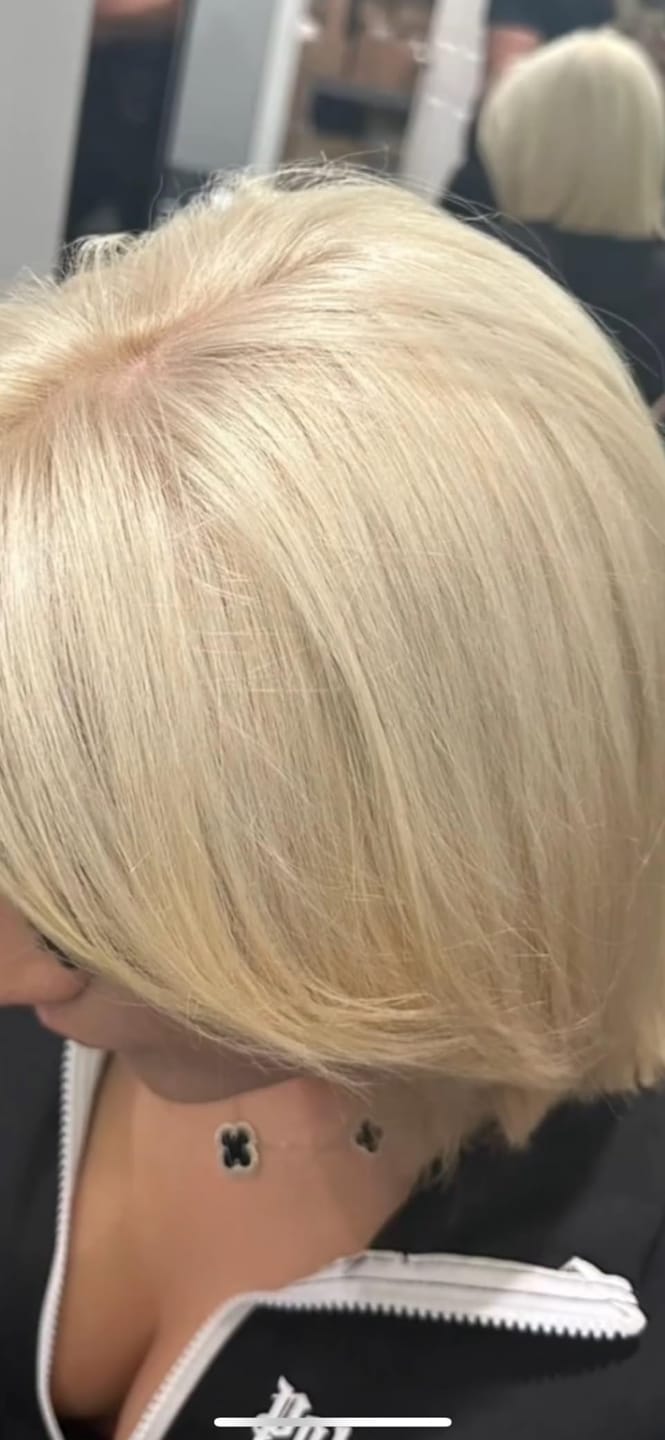 Customer photo review of Hair Topper for Thinning Crown Mono Base Lightest Blonde #60