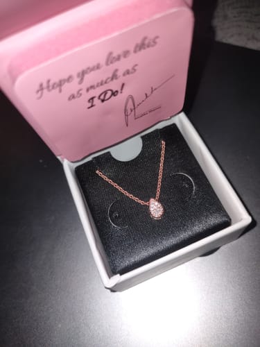 Customer photo review of Rose Gold Studded Swayer Necklace