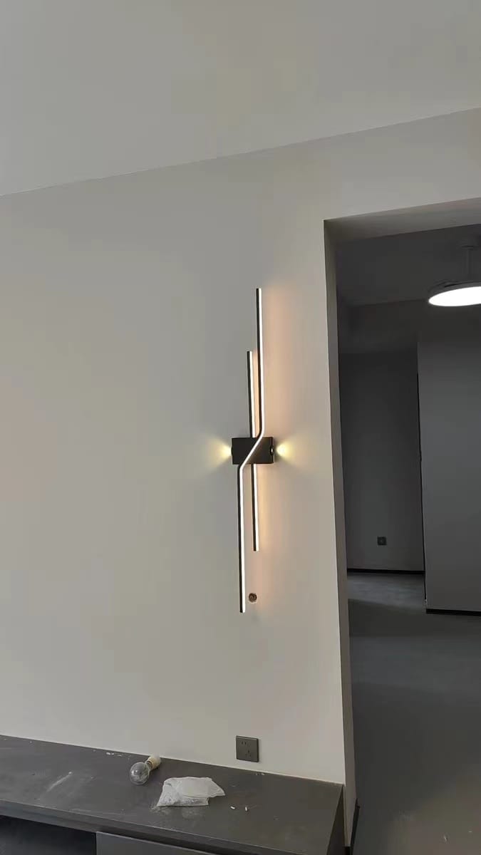 Customer photo review of WOMO Sculptural Up Down Wall Sconce-WM6030