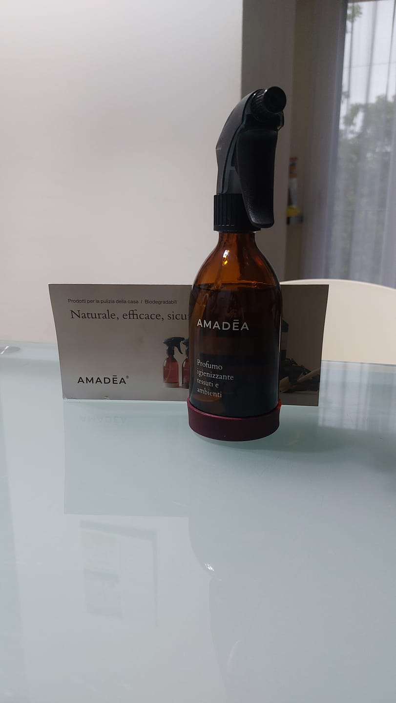 Customer photo review of Profumo igienizzante tessuti e ambienti 300ml