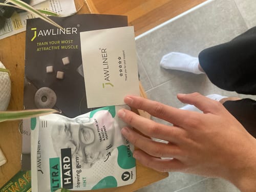 Customer photo review of Brett's Jawline Chewing Gum