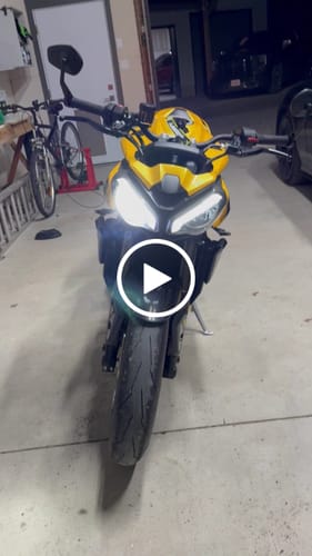 Customer video review of Triumph Street Triple R/ RS / Moto2 Low Profile Plug & Play Turn Signal Kits – 2017-2024