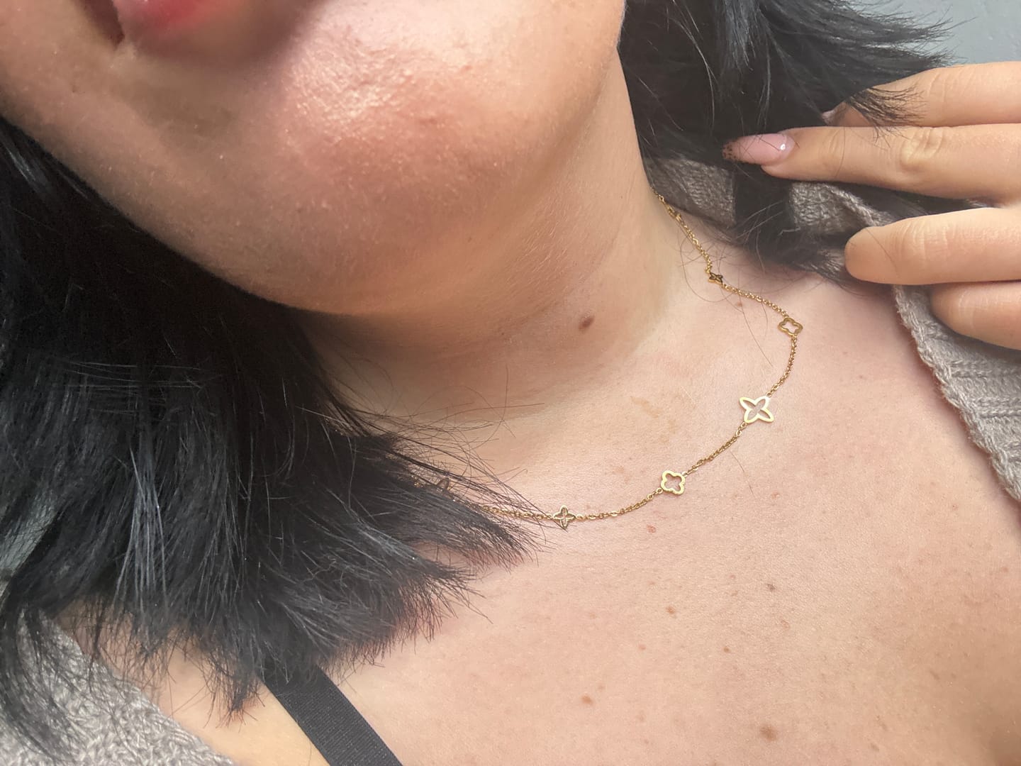 Customer photo review of Fancy Clover Kette | 18K vergoldet