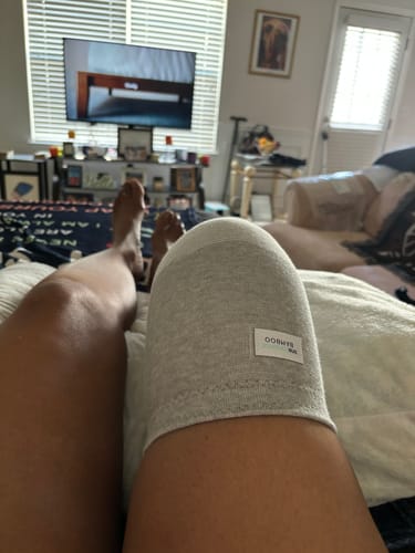 Customer photo review of Premium Bamboo Knee Sleeve (Single)