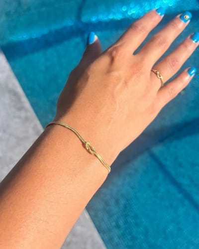 Customer photo review of Bracciale "Nodo d'Amore"