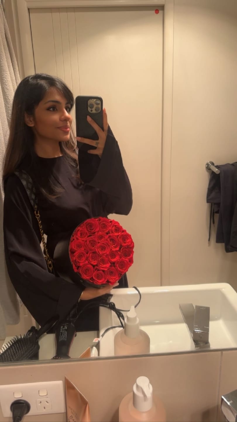 Customer photo review of Khatijah Abaya - Black