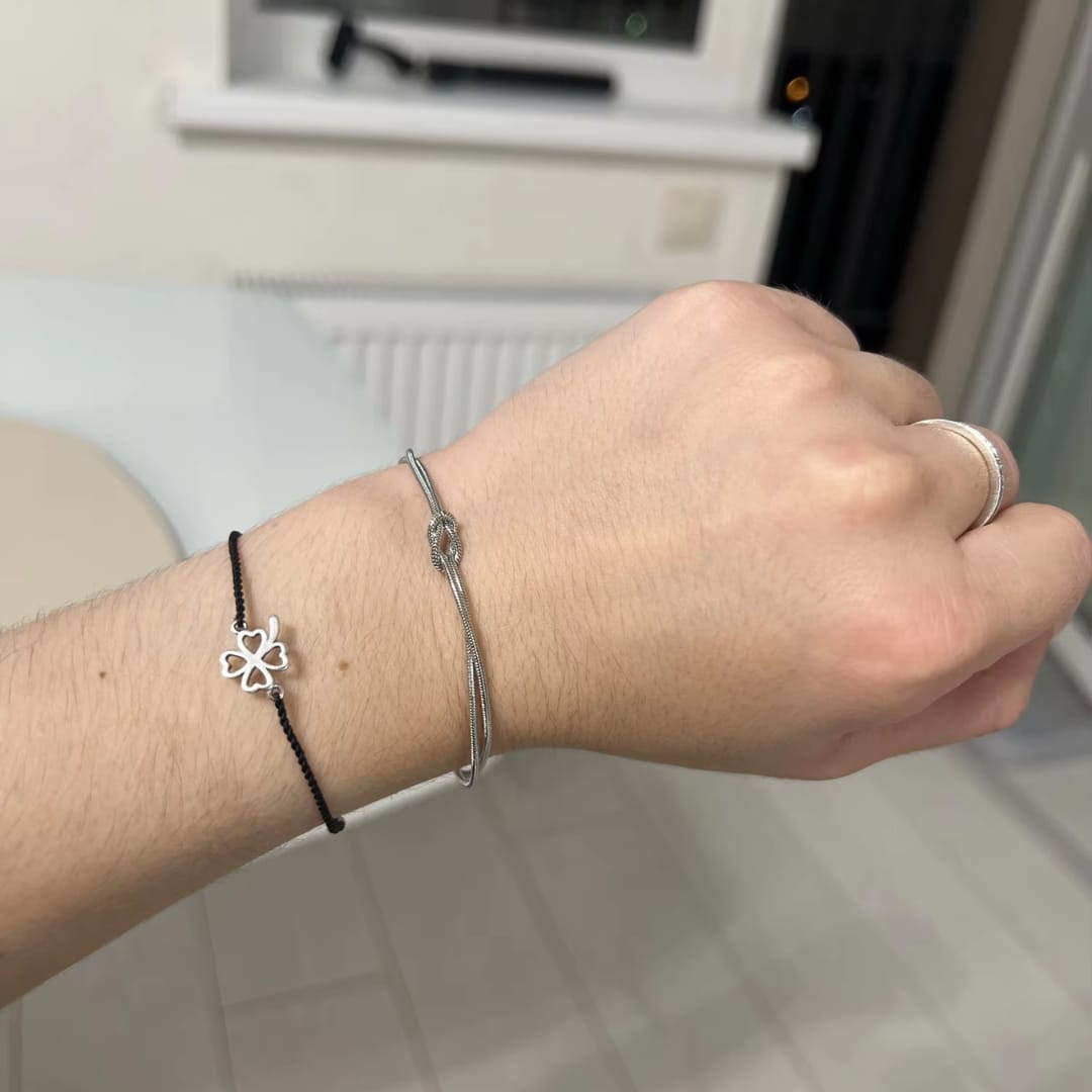 Customer photo review of Bracciale "Nodo d'Amore"