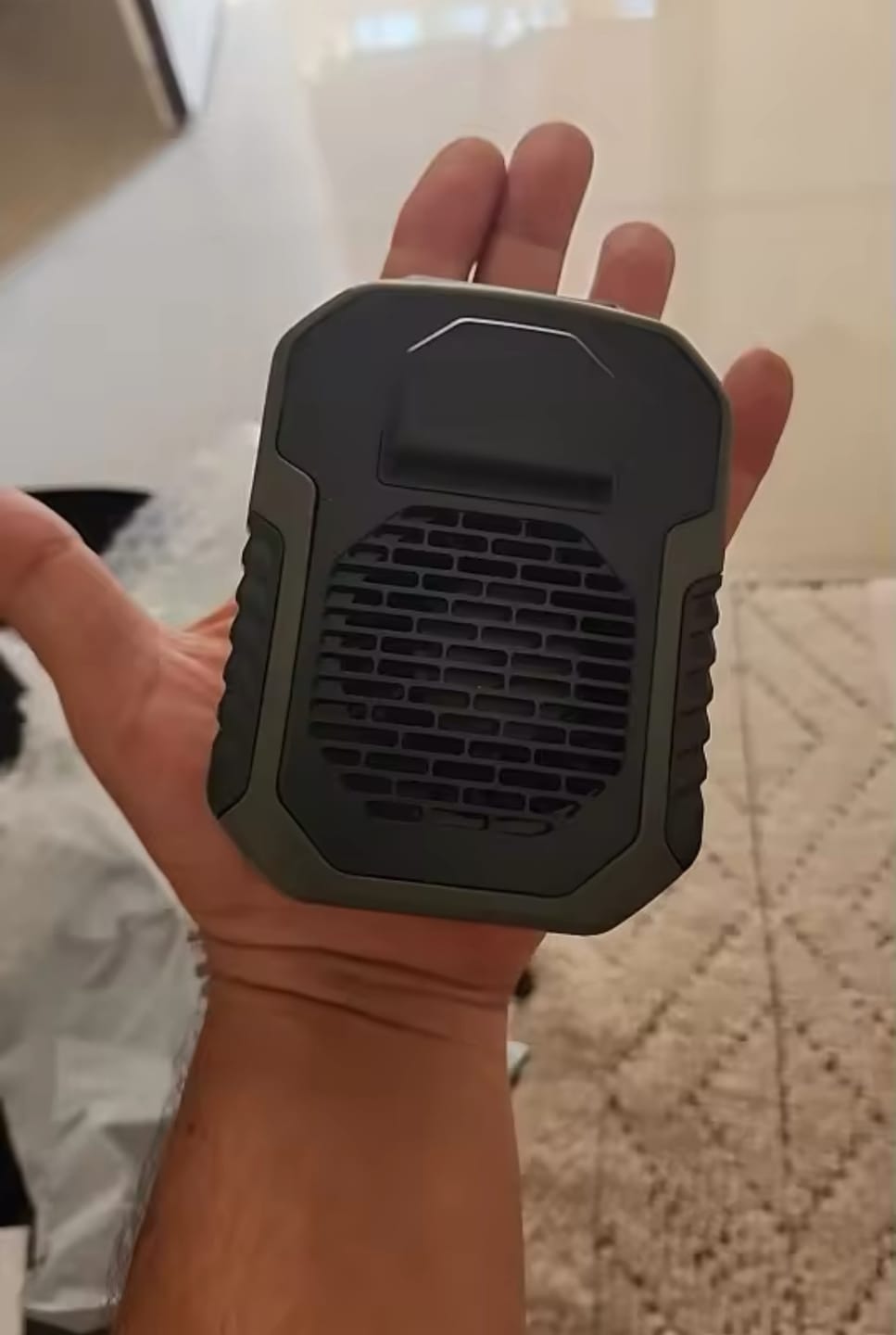 Customer photo review of BreezeMate - Portable Waist Fan