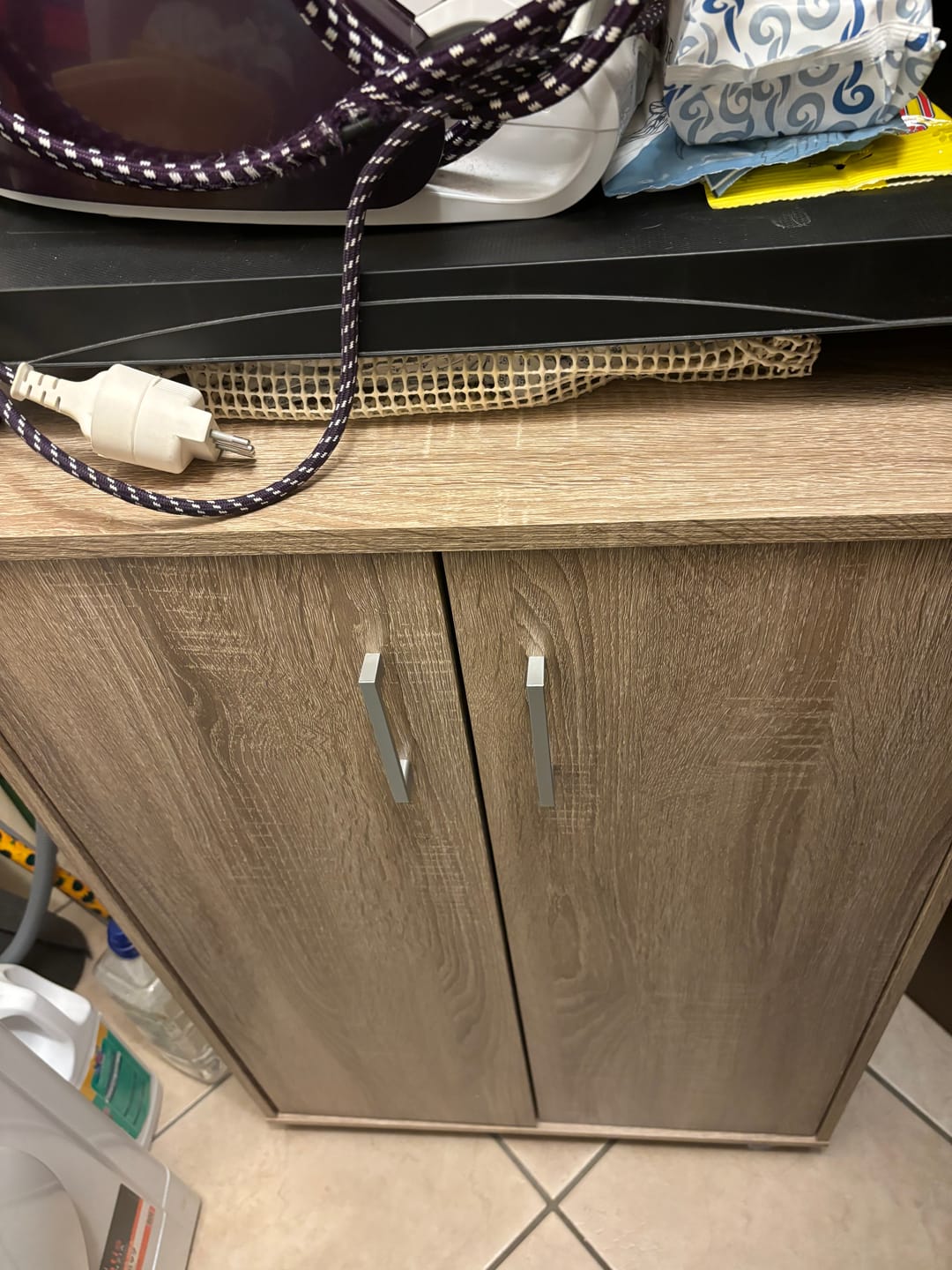 Customer photo review of Scarpiera Multiuso Rovere e Bianco Dimensioni 60 x 36 x 90 cm