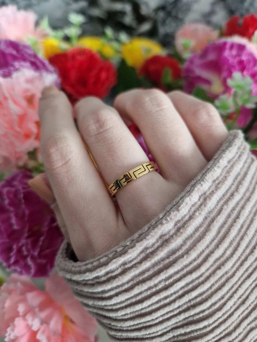 Customer photo review of Troja Ring | 18K vergoldet