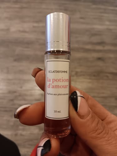 Customer photo review of Elixir Aux Phéromones.
