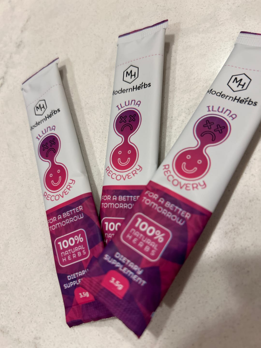 Customer photo review of ILUNA | Herbal Medicine Based Hangover Prevention