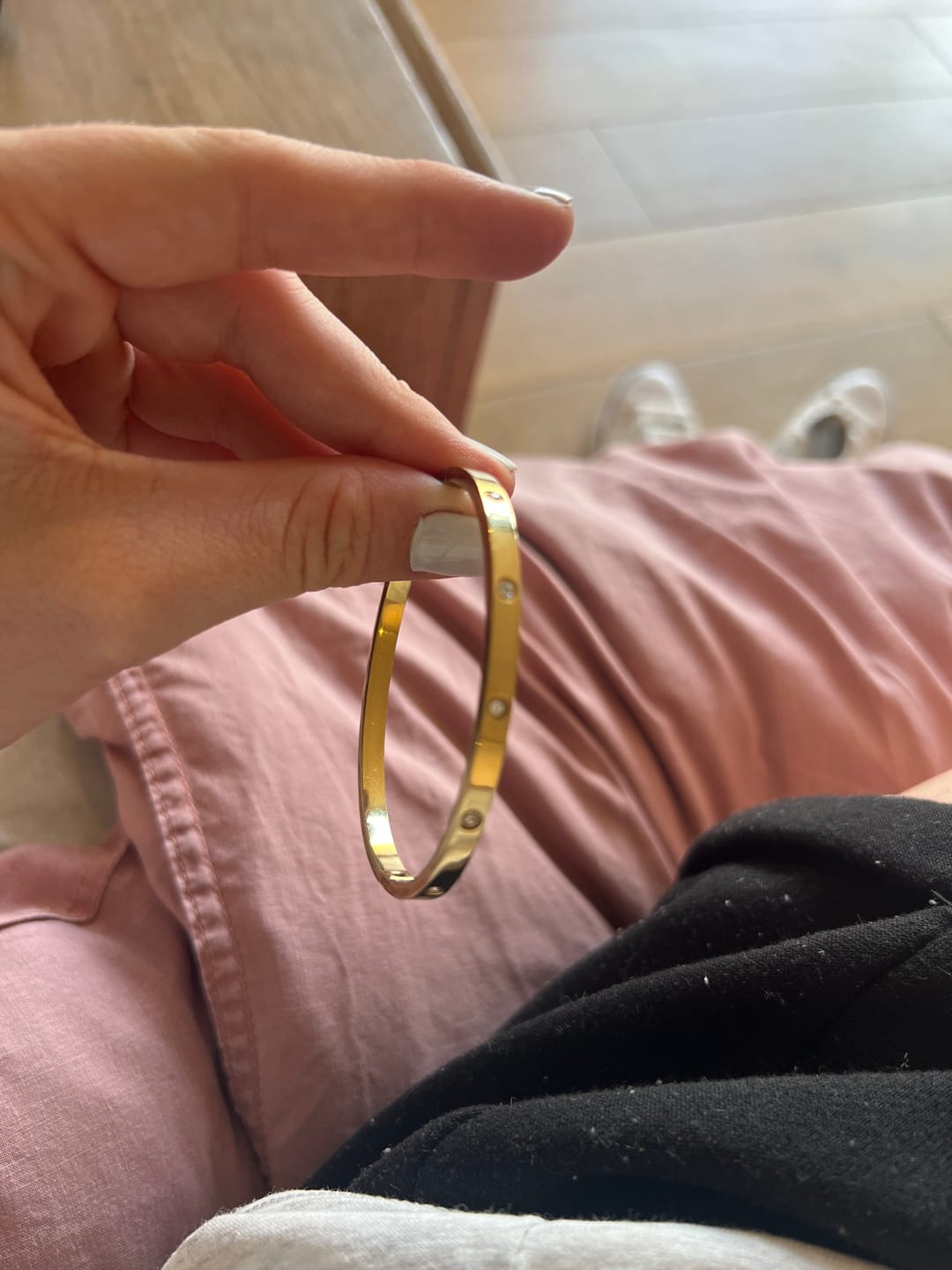 Customer photo review of IT’S LUXURY BRACELETS | Tarnish Free | Stainless Steel | Bracelet (1 piece)