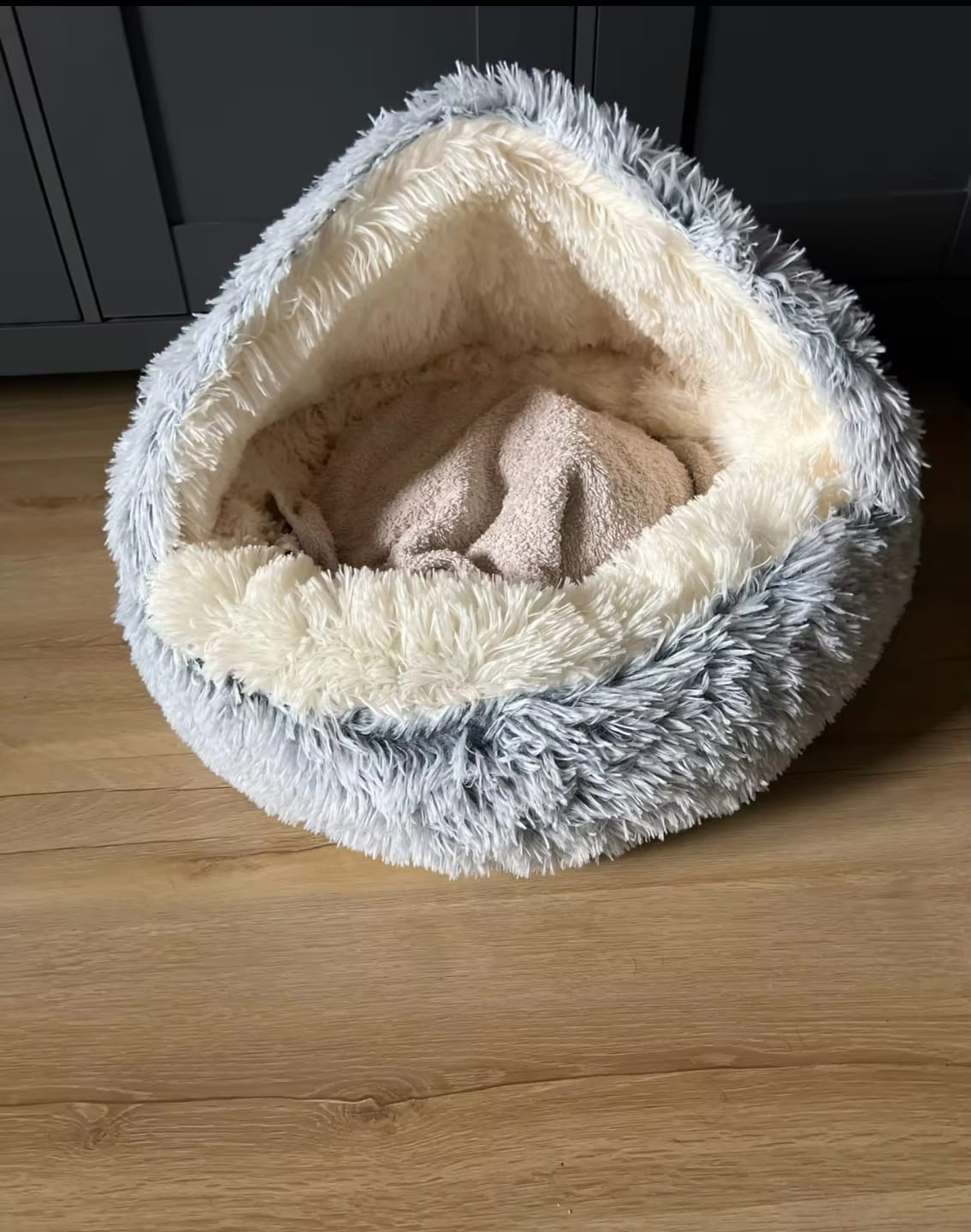 Customer photo review of CozyCave™ Suojaisa peti lemmikille