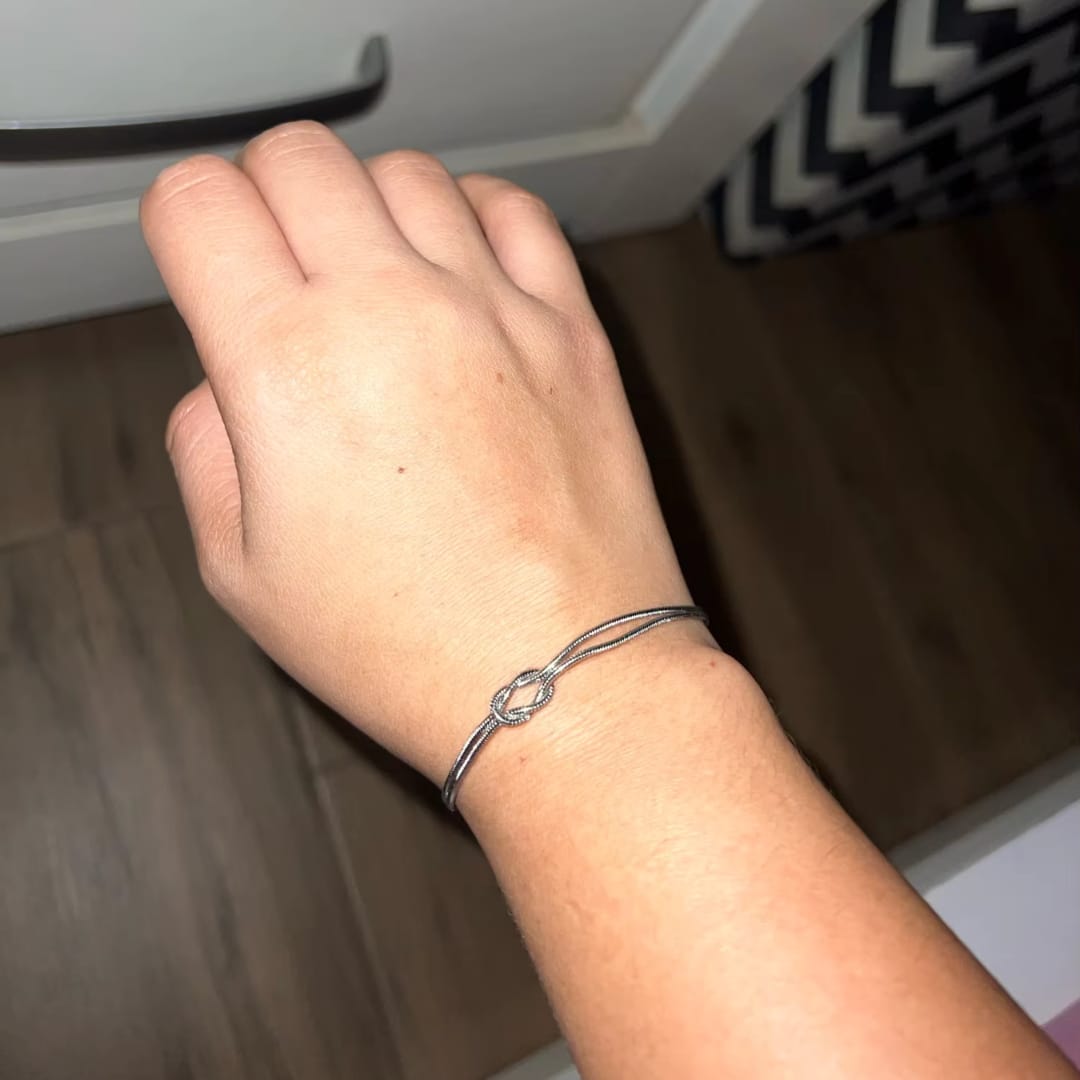 Customer photo review of Nodo d'Amore - Coppia di bracciali