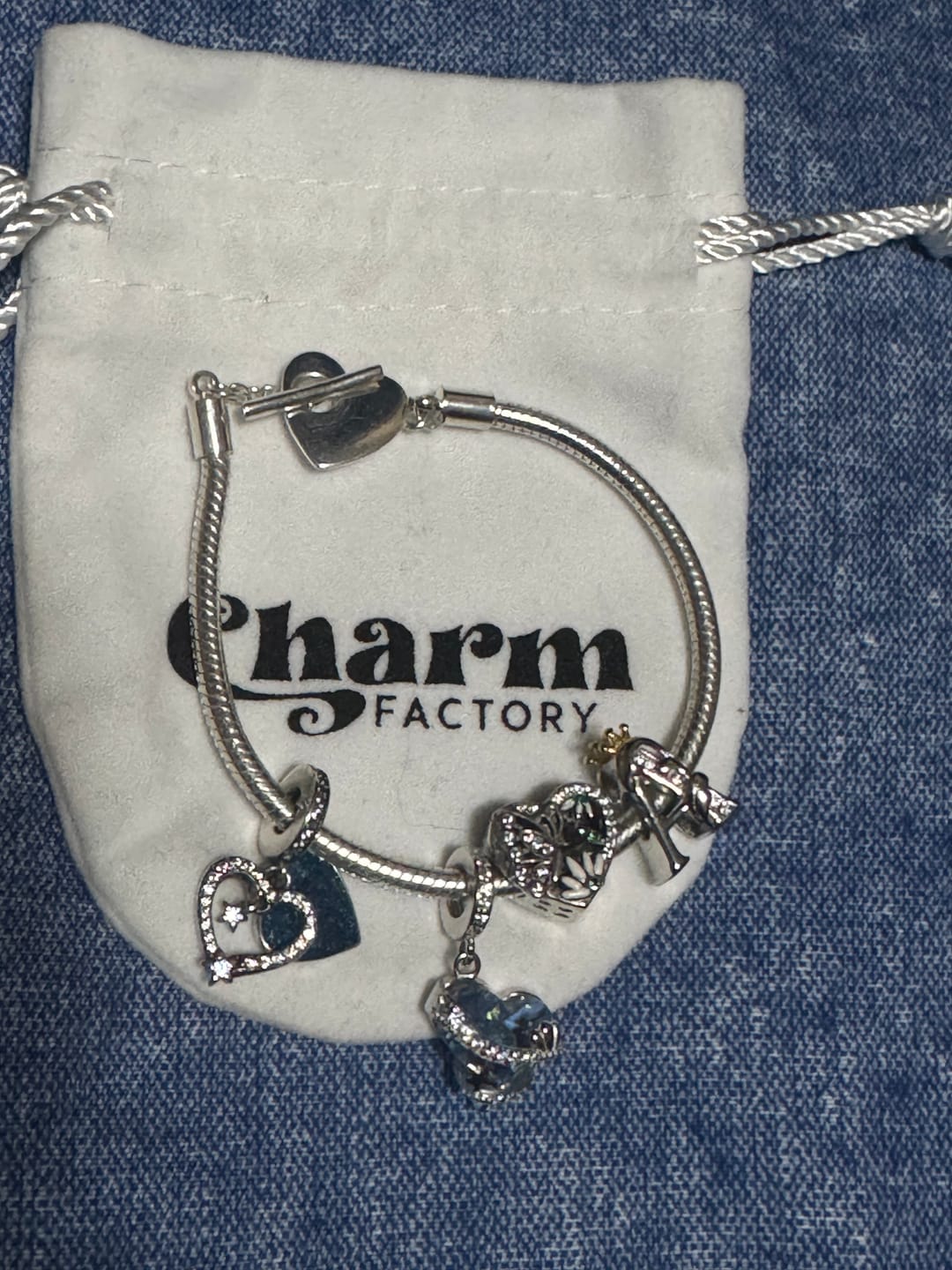 Customer photo review of Charm Letras del Alfabeto Elegantes