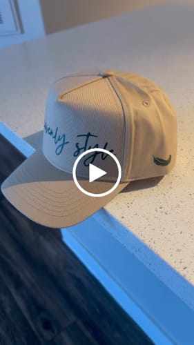 Customer video review of K-Frame Different Color Under Brim Baseball Hats