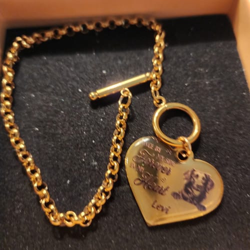 Customer photo review of Personalized Engraved Heart Bracelet I'm Always With You - Memorial Gift For Dog/Pet Lovers