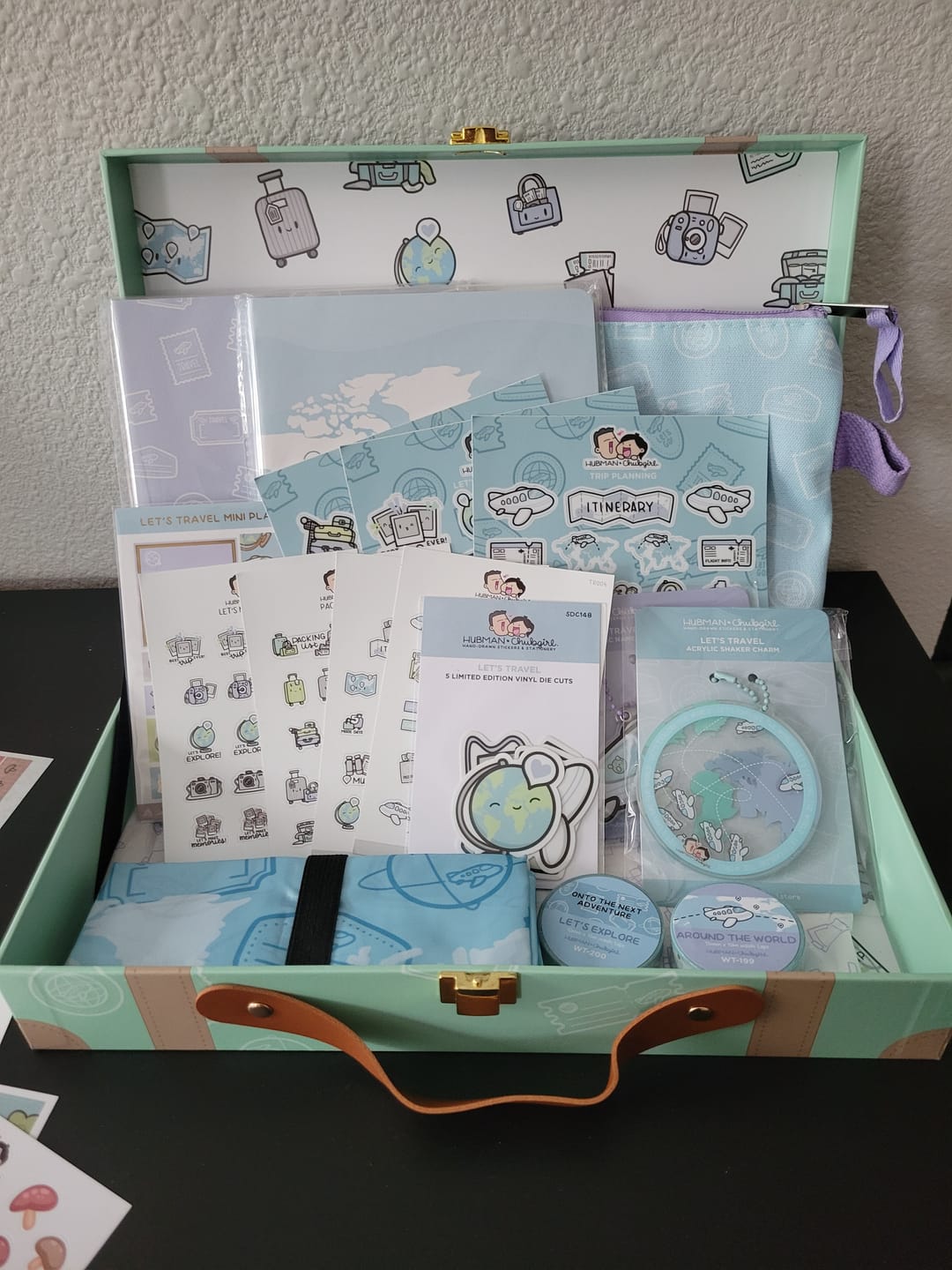 Customer photo review of Let's Travel Box Set