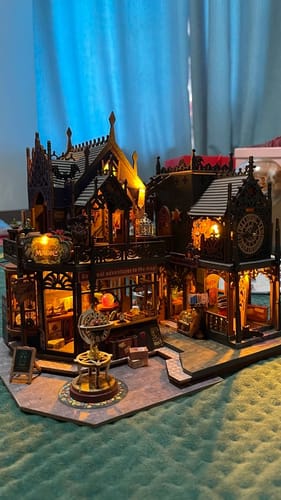 Customer photo review of Holo Magic City Miniature House