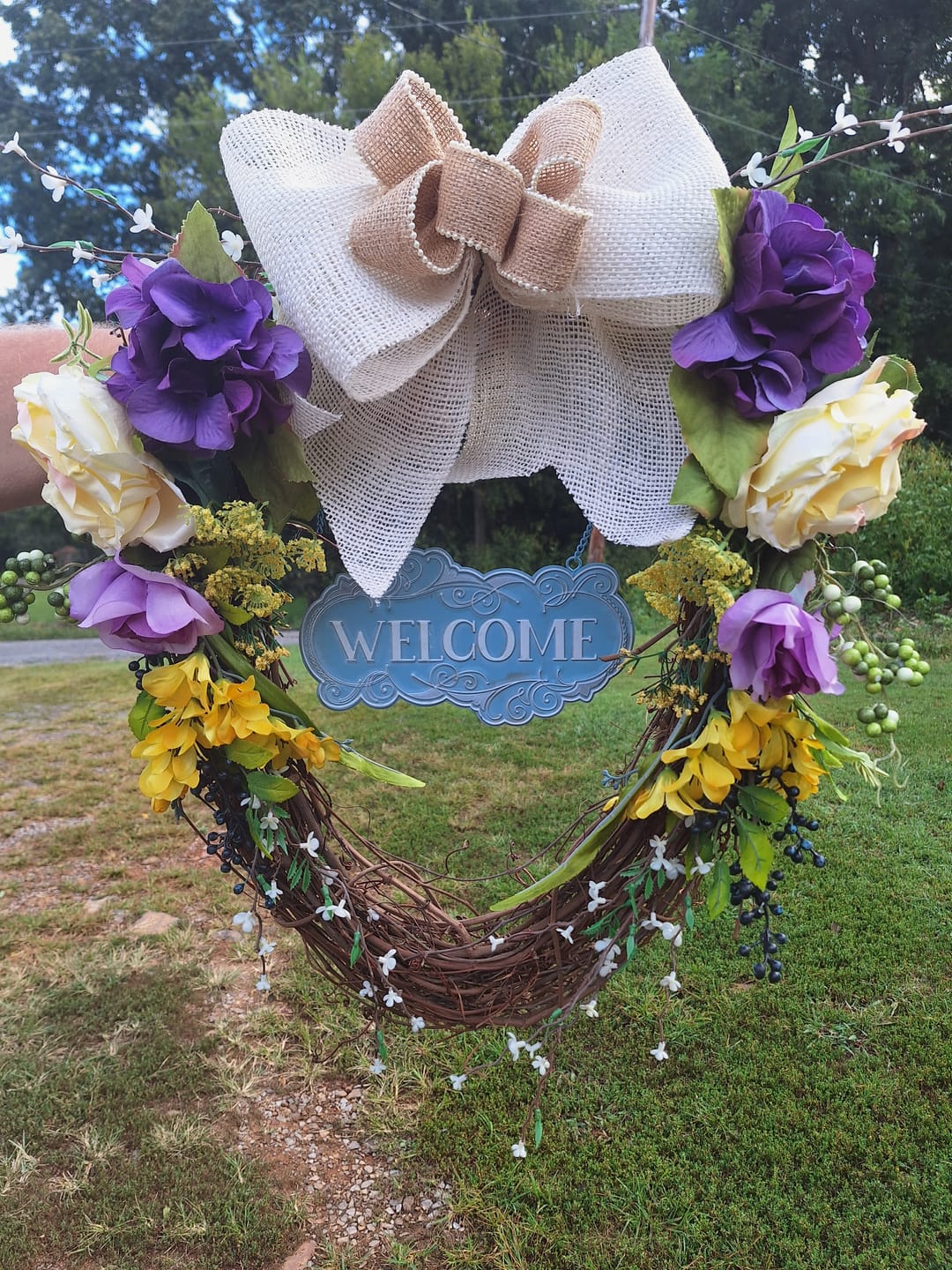 Customer photo review of 18" Oval Grapevine Wreath - DECOE-037