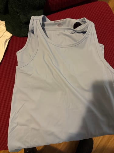 Customer photo review of Free Top (Color to vary)