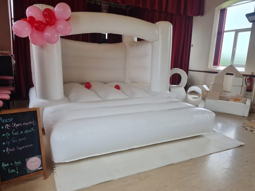 Customer photo review of Kids H Frame (Flat Top) Bouncy Castle