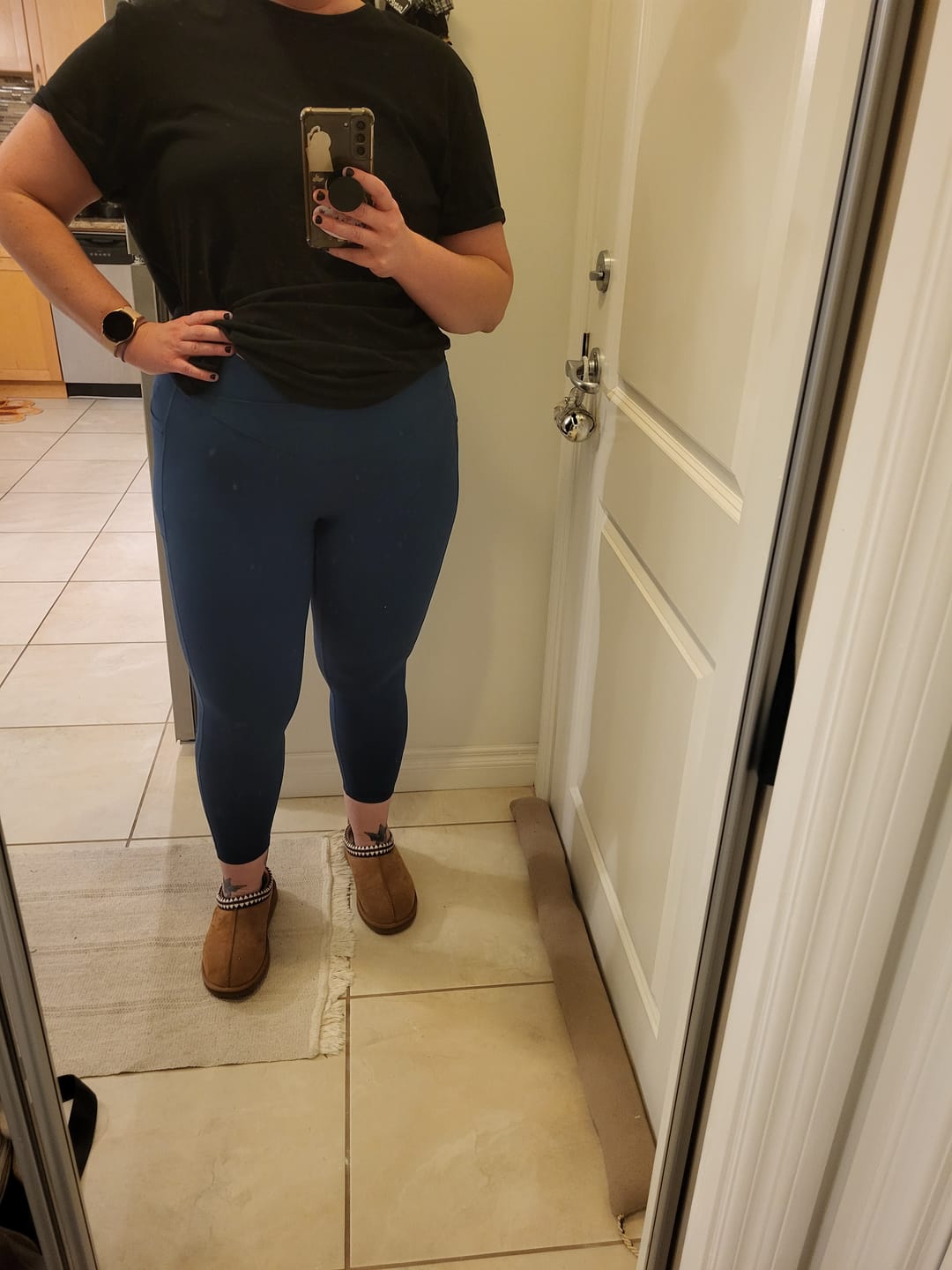 Customer photo review of Bestie Leggings