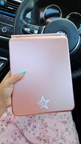 Customer photo review of Luxe Lumin - Travel mirror