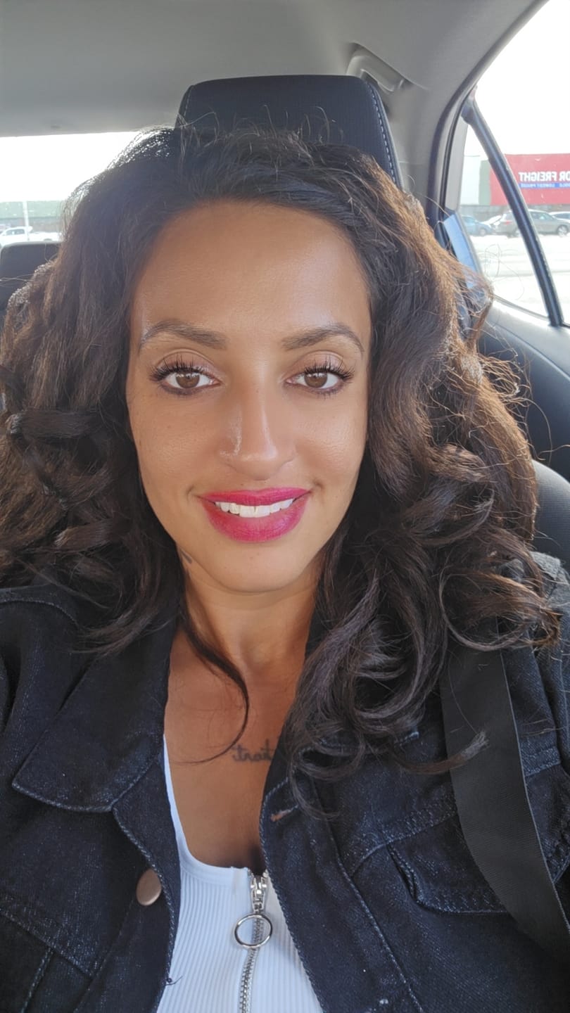 Customer photo review of Sensationnel Half Wig Instant Weave DRAWSTRING CAP IWD 3