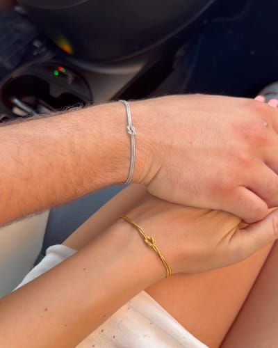 Customer photo review of Nodo d'Amore - Coppia di bracciali