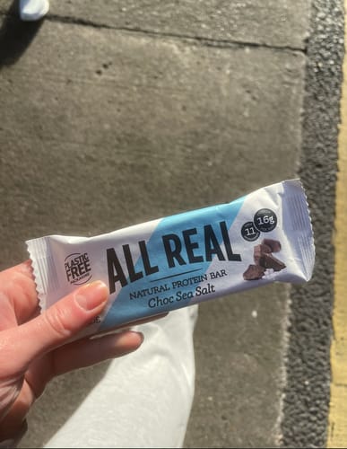 Customer photo review of Peanut Choc Chip Protein Bar
