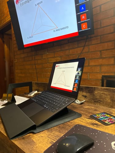 Customer photo review of Funda Notebook Smart Case
