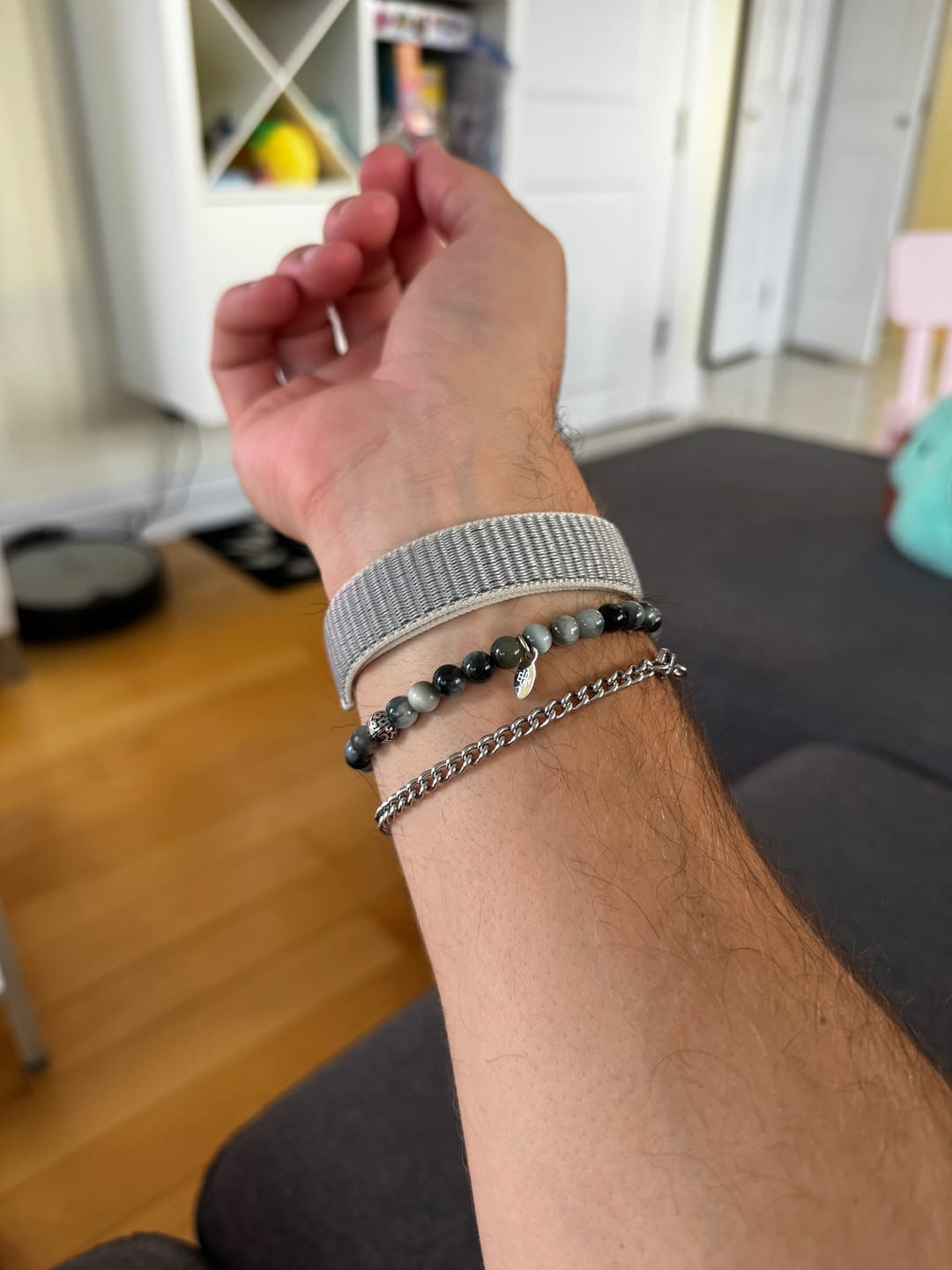 Customer photo review of 6mm Eagle Eye Stretch Bead Bracelet