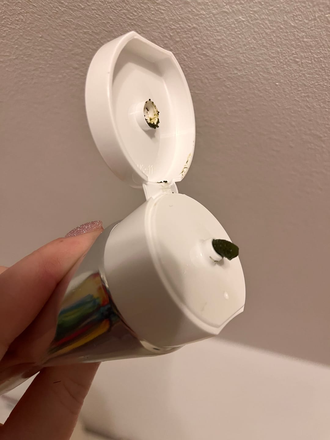 Customer photo review of Attīrošā pīlinga maska ar spīkulām Medi-Peel Herbal Peel Tox PRO