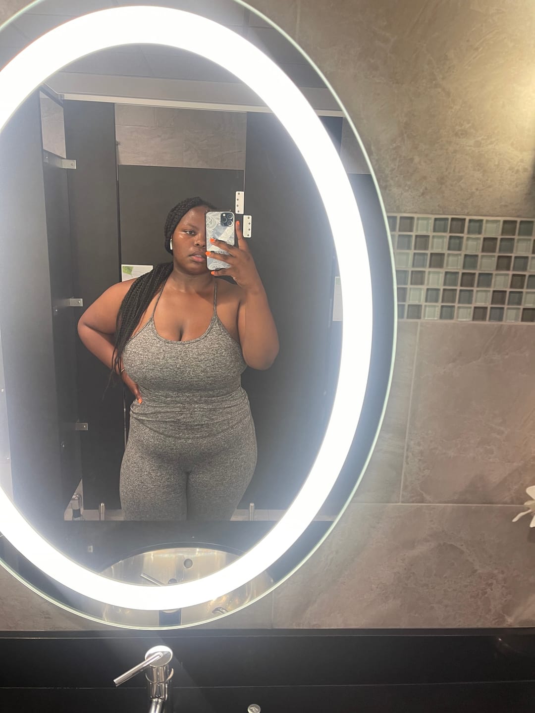 Customer photo review of ALLURE HEATHER 7/8 LEGGINGS