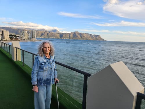 Customer photo review of IntrinsiCurly Me Crème de la Curl Crème 250ml