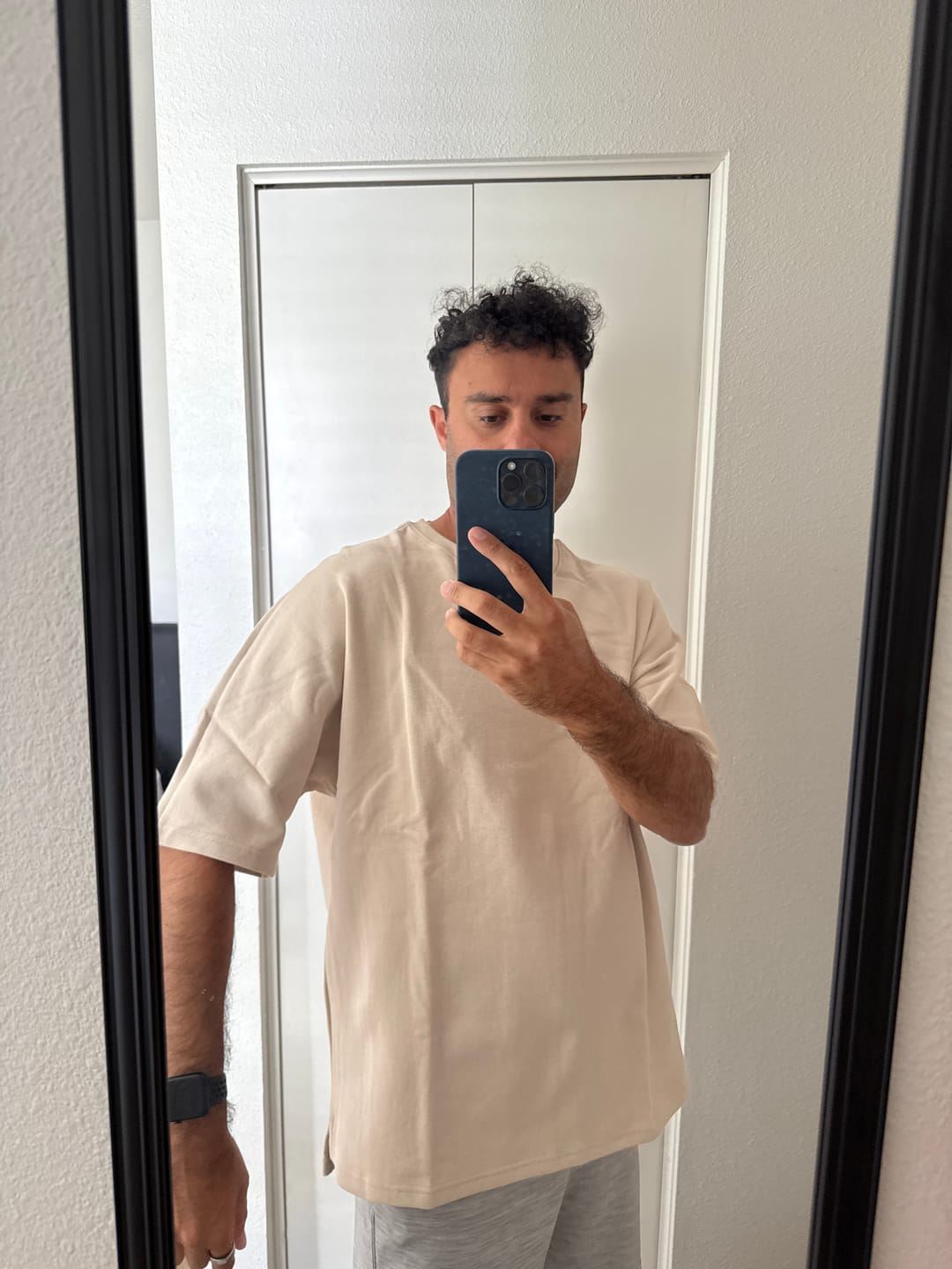 Customer photo review of Oba Oversized Shirt