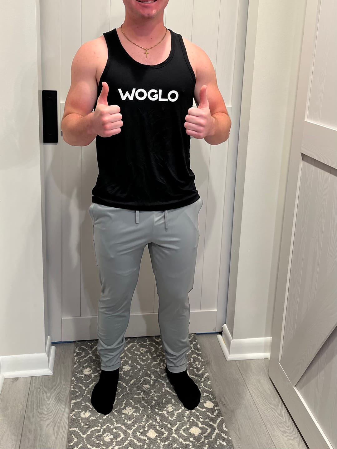 Customer photo review of Siveo Men's Tank
