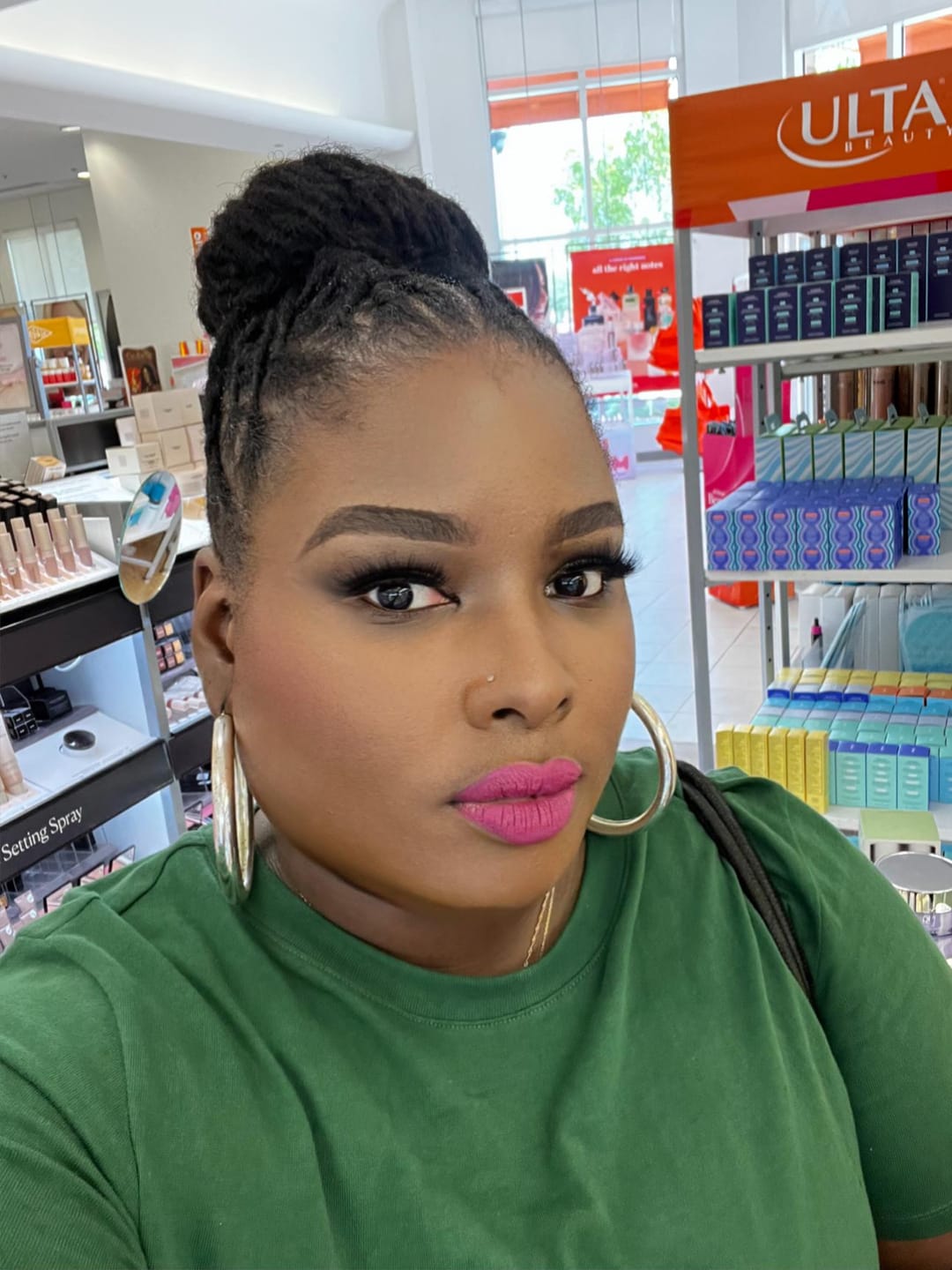 Customer photo review of Cherry Blossom 3D Eyelashes