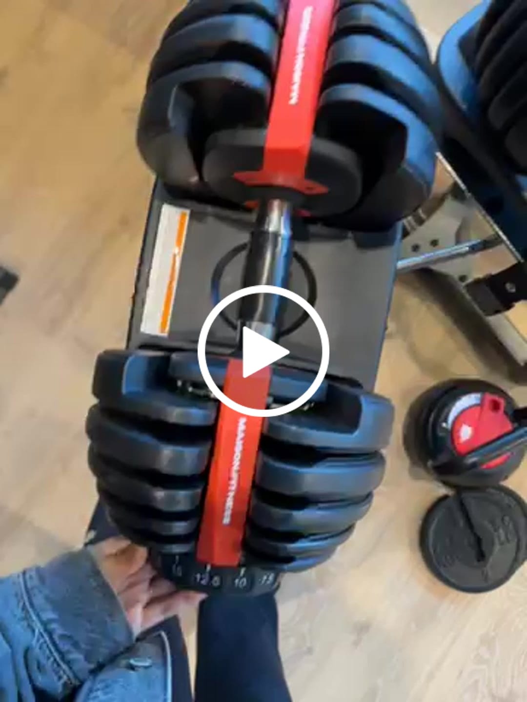 Customer video review of 1090 Adjustable Dumbbells Set Of Two