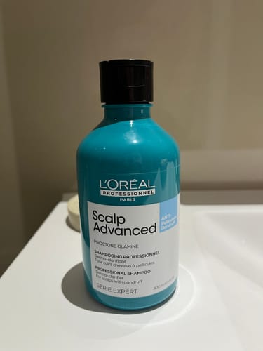 Customer photo review of L'Oréal Scalp Advanced Anti-Dandruff Dermo-Clarifier Shampoo 300ml