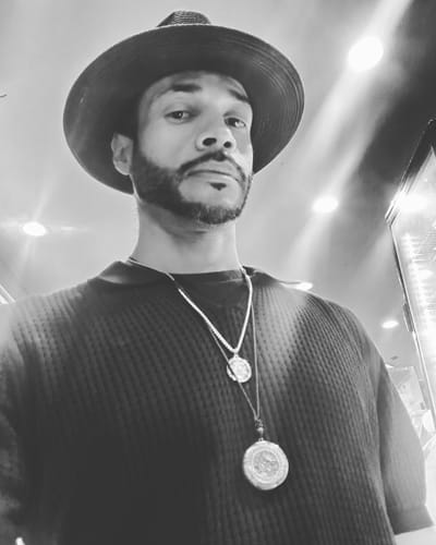 Customer photo review of Eye of Horus Necklace Evil Eye Charm Protection Ancient Egypt Pendant Necklace